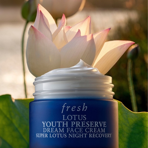 Fresh Lotus Youth Preserve Dream Face Cream - Picture 1 of 11